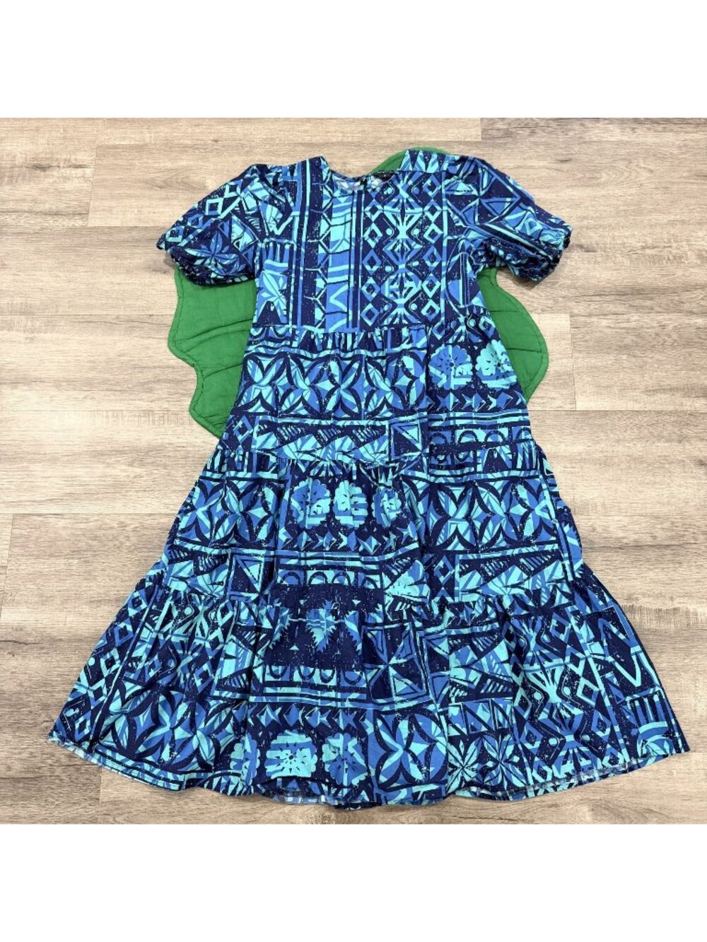 Tanoa Samoa Girls 10 Blue Tribal Polynesian Print Tiered Short Sleeve Dress